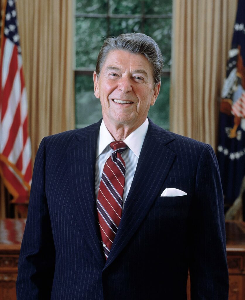 Ronald_Reagan_1985_presidential_portrait_(cropped)_(2)